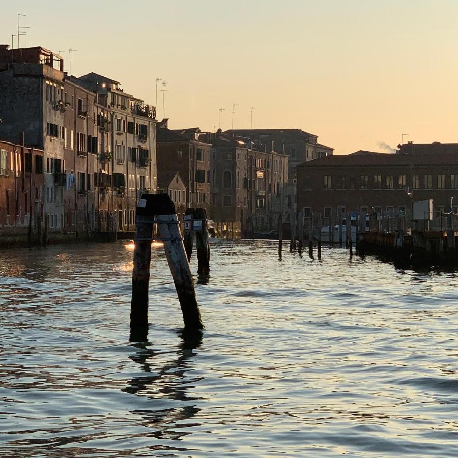 Romantic Enchantment With Private Bathroom Venice Luaran gambar
